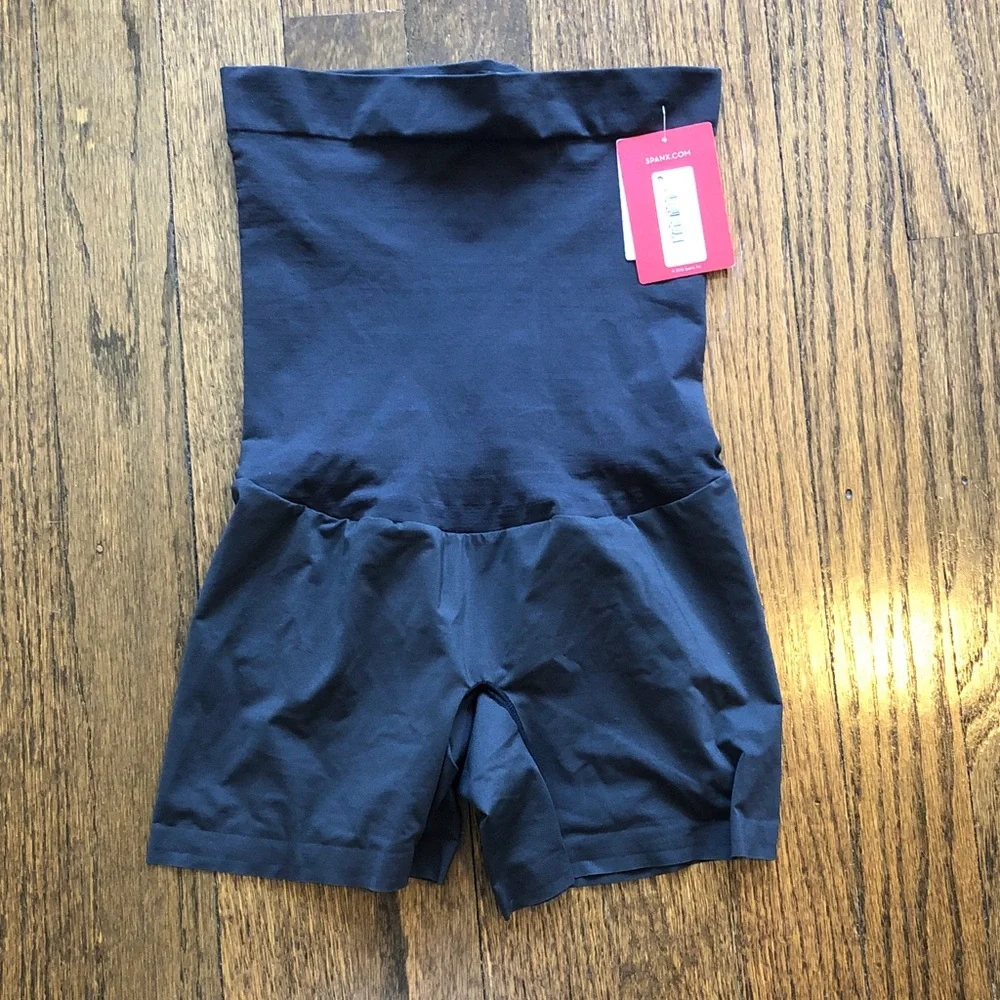 SPANX Shape My Day High-Waisted Girl Short